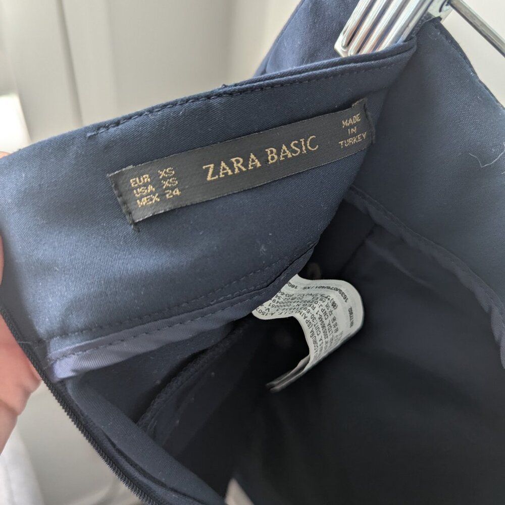 ZARA Navy Blue Skirt - Picture 3 of 3